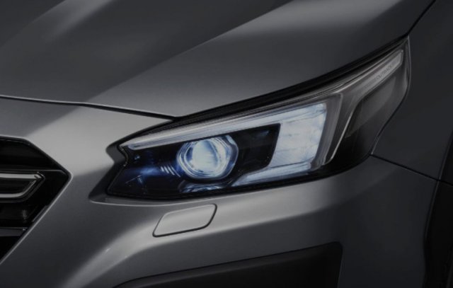 Бұрылыстарды динамикалық жарықтандыру жүйесі бар таяу жарық пен шалғай жарықтың жарықдиодты фаралары